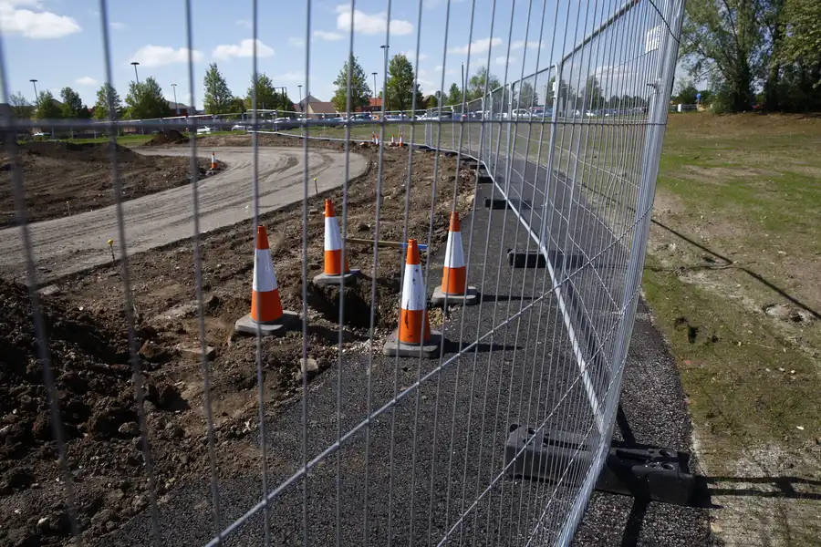 How Welders Improve Security In Chain Link Fencing in Cleves, OH How Welders Improve Security In Chain Link Fencing in Cleves, OH